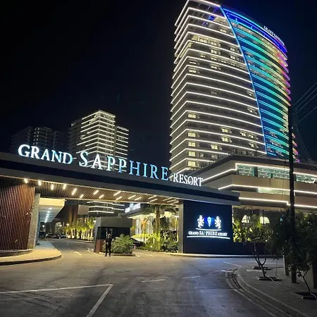 Grand Sapphire Casino 15 Апартаменты *