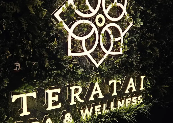 Grand Sapphire Casino 15 *